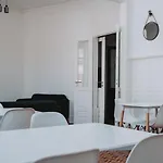 Olopo بيت شباب بورتو